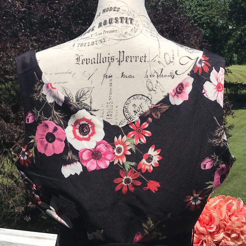 HP  NWOT CITY CHIC Poppy Blossom Dress Sz 16 - Picture 7 of 8